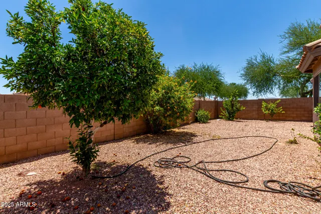 $1,800 | 13861 West Elm Street, Surprise, AZ 85374