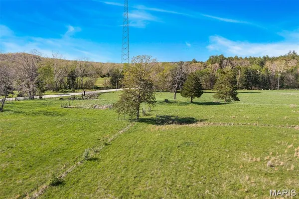 $594,405 | 1 Off Highway, Silva, MO 63964