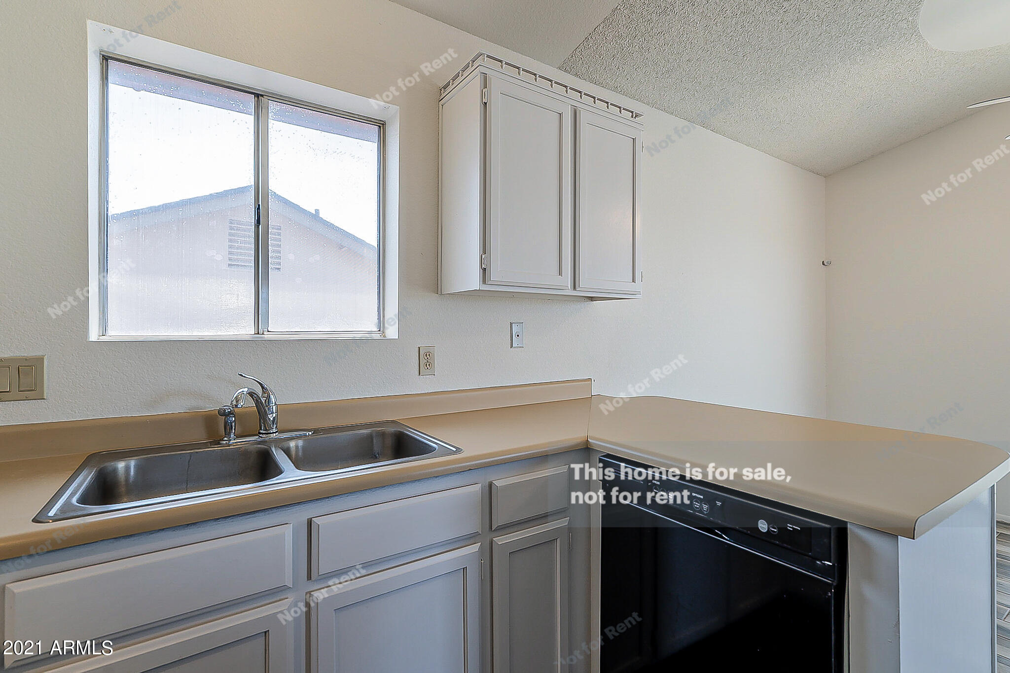 9427 East Flanders Road Mesa, AZ 85207 - Photo 9 of 30 listing_6