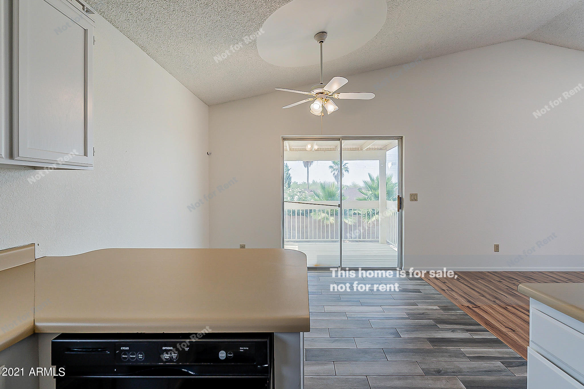 9427 East Flanders Road Mesa, AZ 85207 - Photo 10 of 30 listing_7