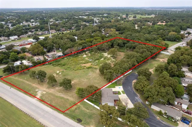 $750,000 | 2410 North Highway 175, Seagoville, TX 75159