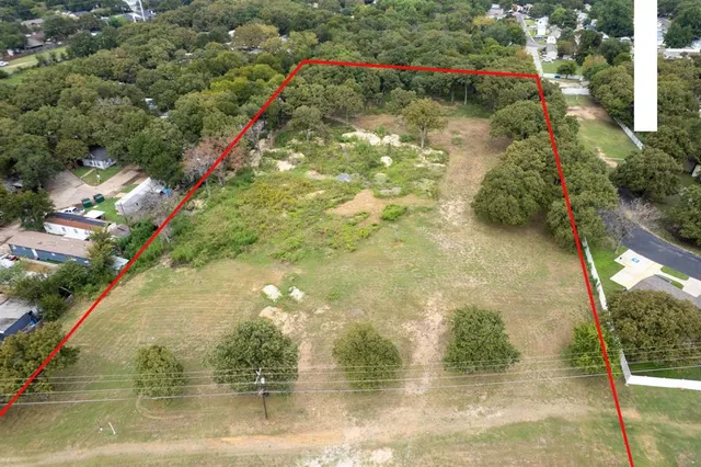 $750,000 | 2410 North Highway 175, Seagoville, TX 75159