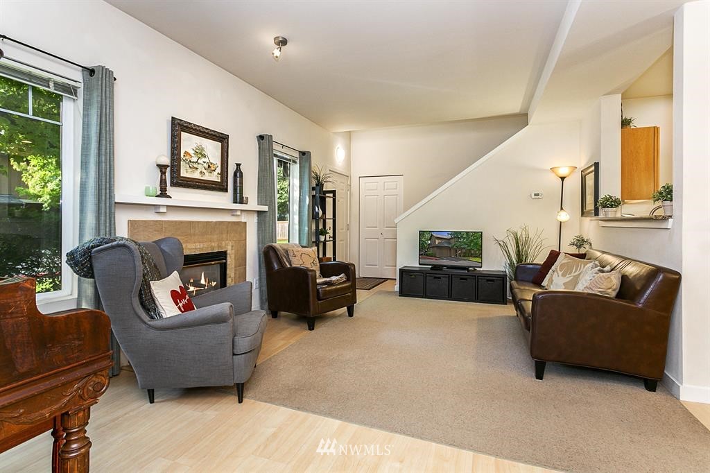 18930 Bothell Everett Highway, Unit J106 Bothell, WA 98012 - Photo 2 of 25