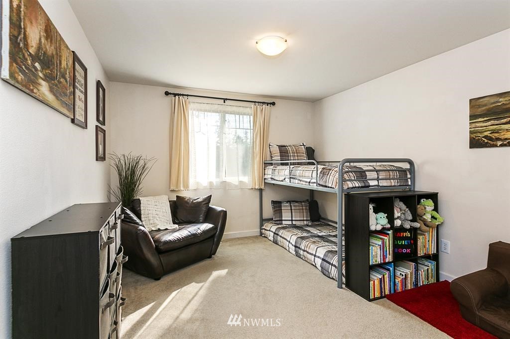 18930 Bothell Everett Highway, Unit J106 Bothell, WA 98012 - Photo 13 of 25