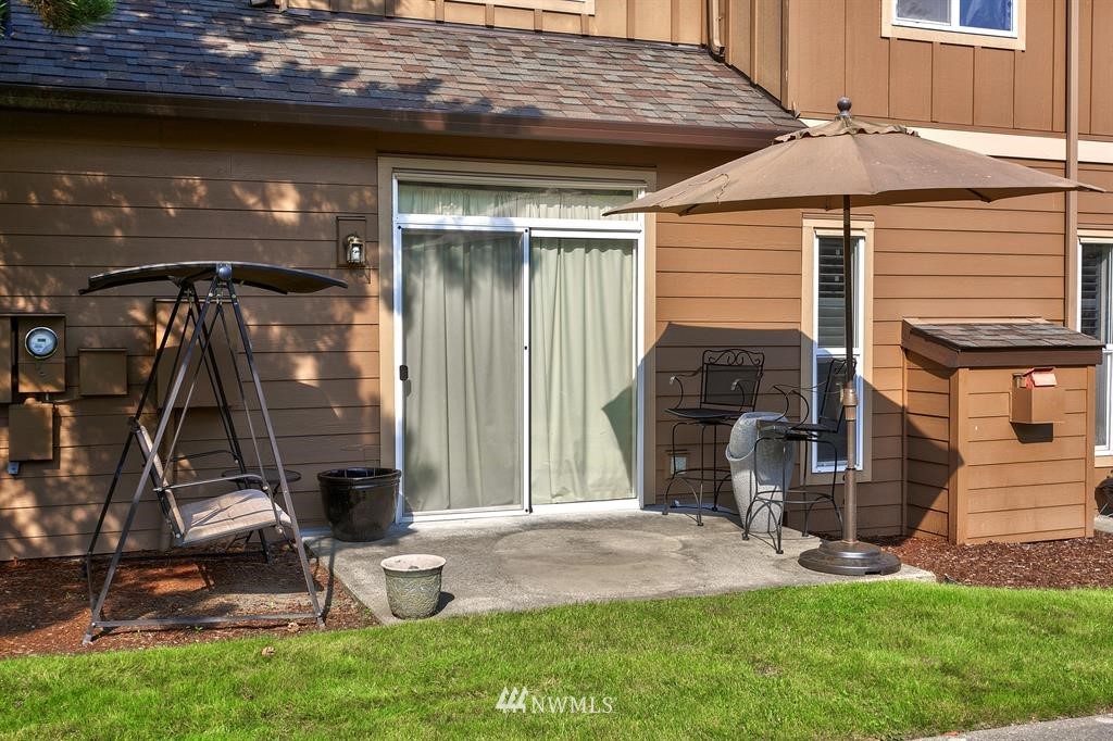 18930 Bothell Everett Highway, Unit J106 Bothell, WA 98012 - Photo 19 of 25