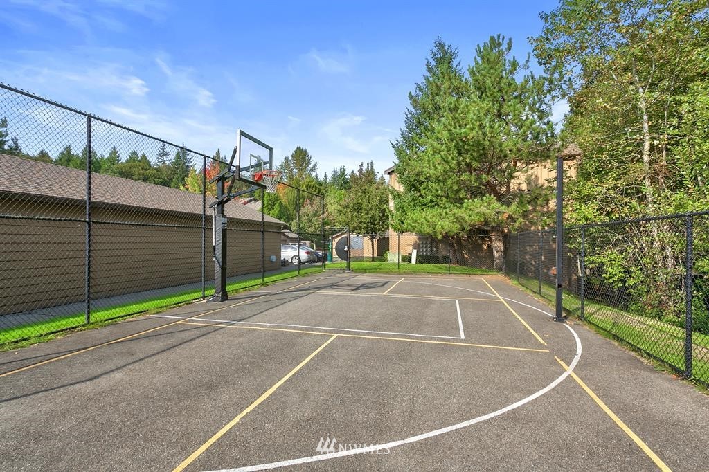 18930 Bothell Everett Highway, Unit J106 Bothell, WA 98012 - Photo 20 of 25