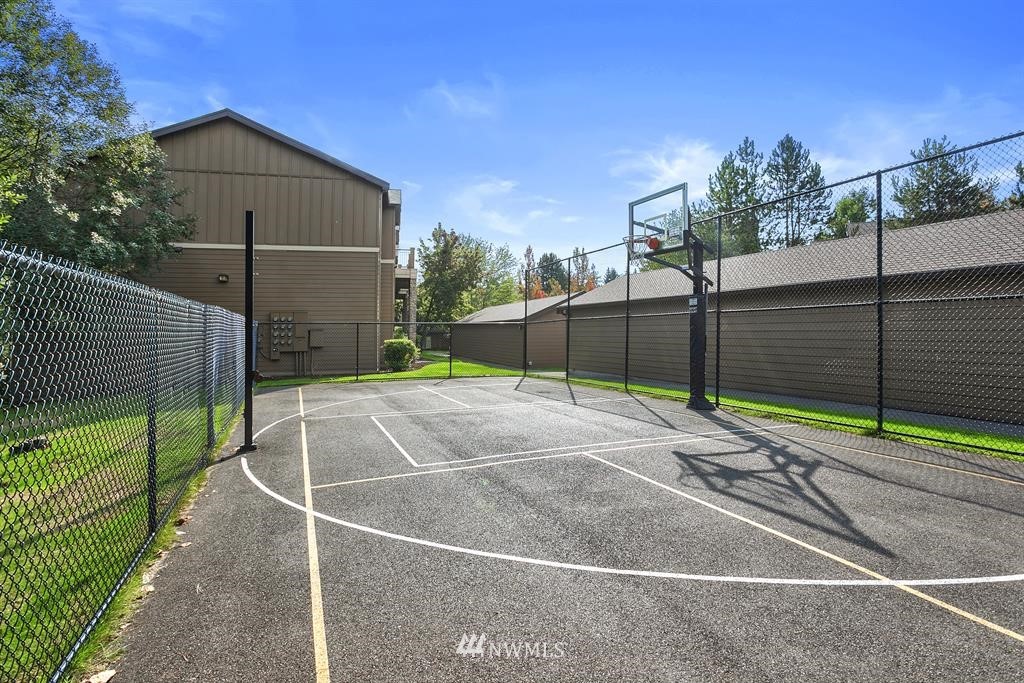 18930 Bothell Everett Highway, Unit J106 Bothell, WA 98012 - Photo 21 of 25