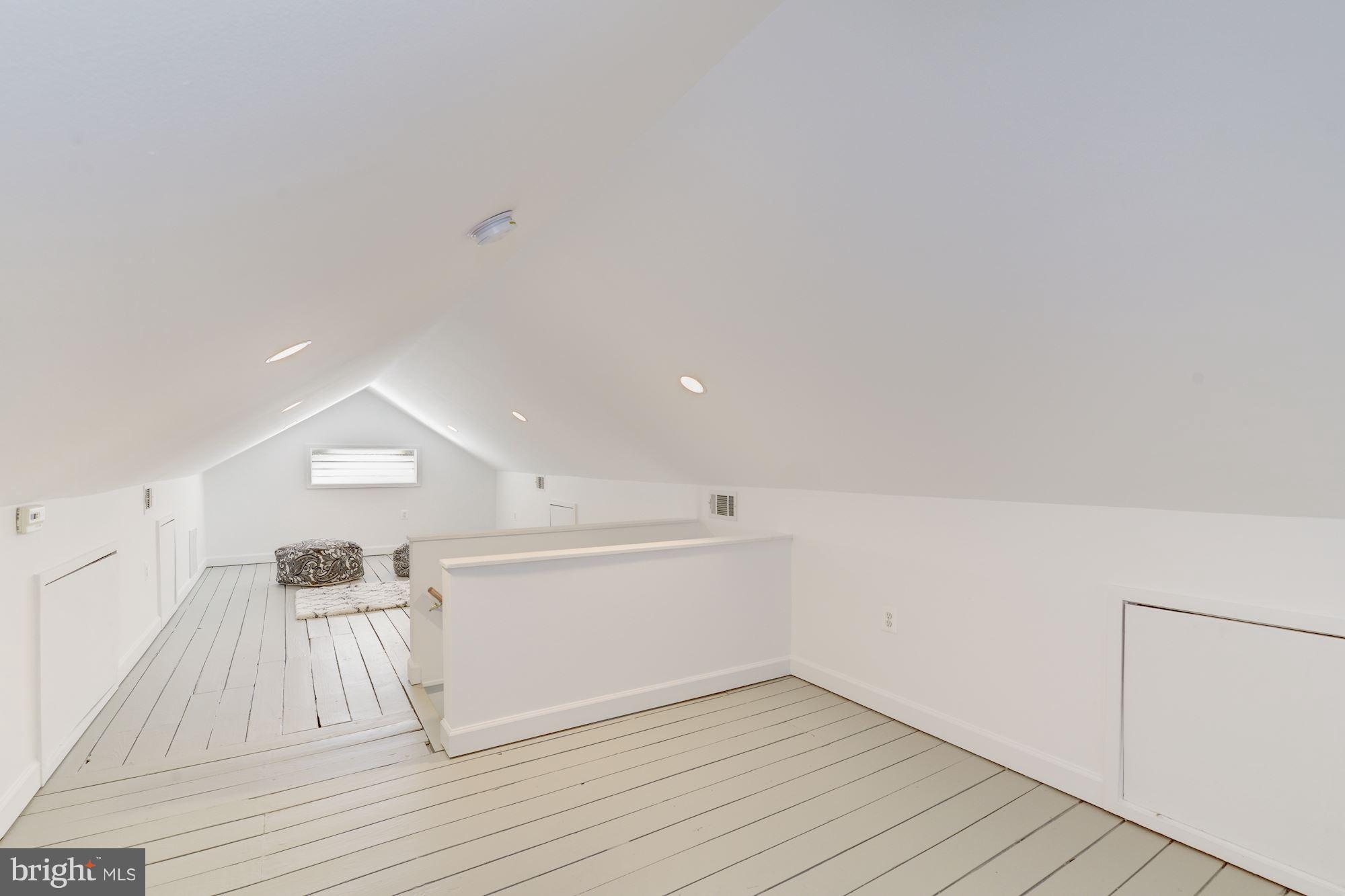 1536 Roxanna Road Northwest Washington, DC 20012 - Photo 22 of 30 Loft
