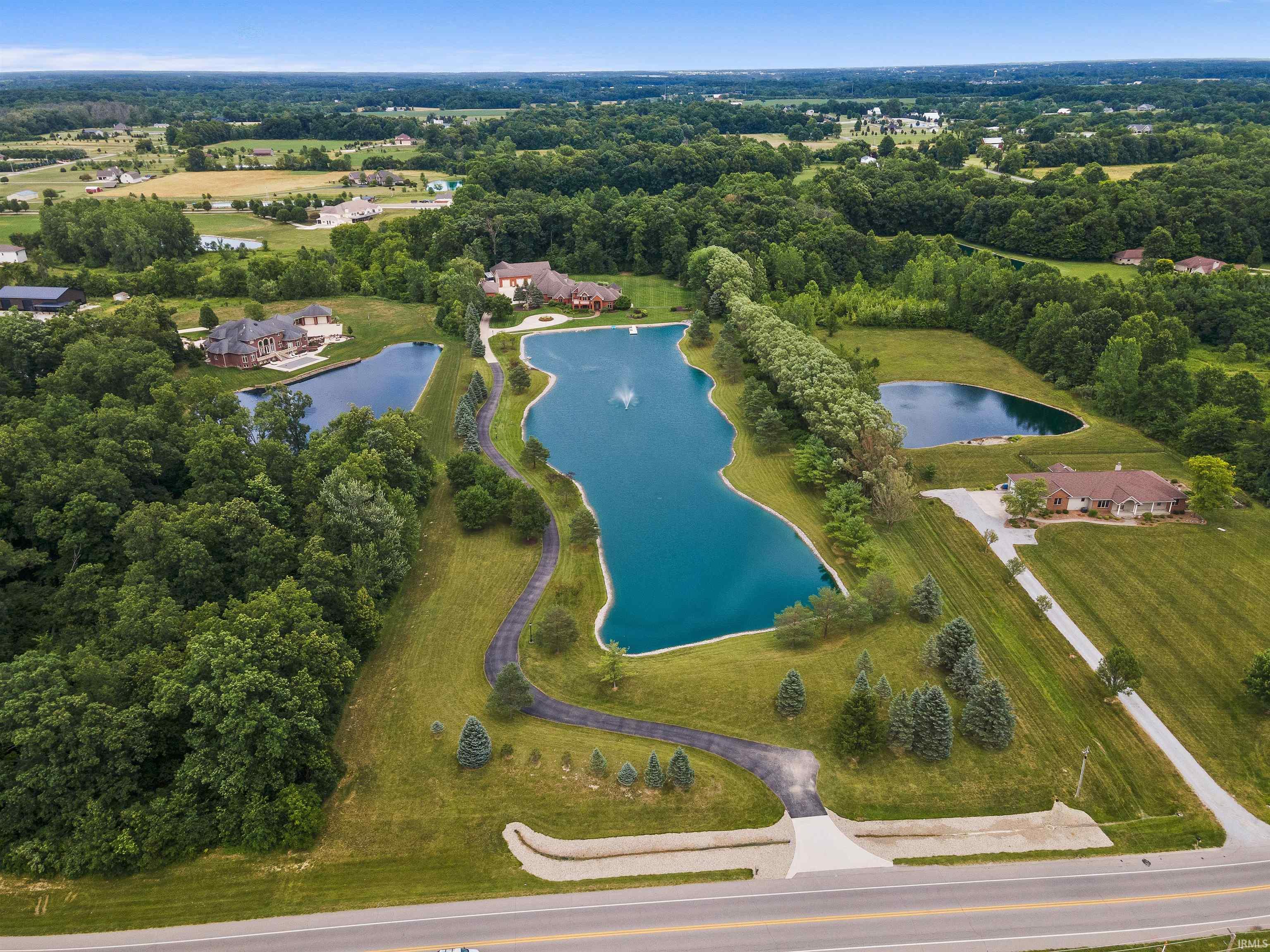 16702 Tonkel Road Leo, IN 46765 - Photo 5 of 36