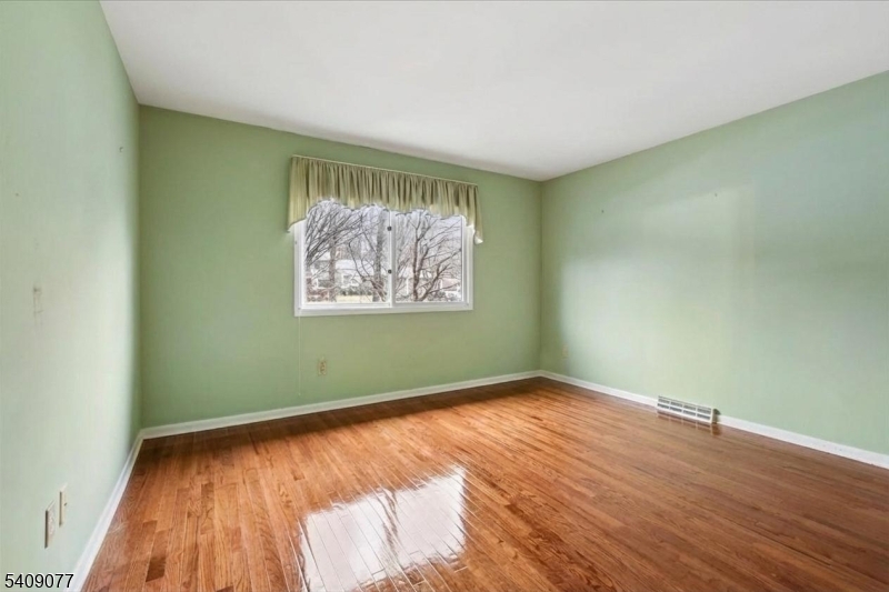 38 Hunters Circle Lebanon, NJ 08833 - Photo 21 of 30