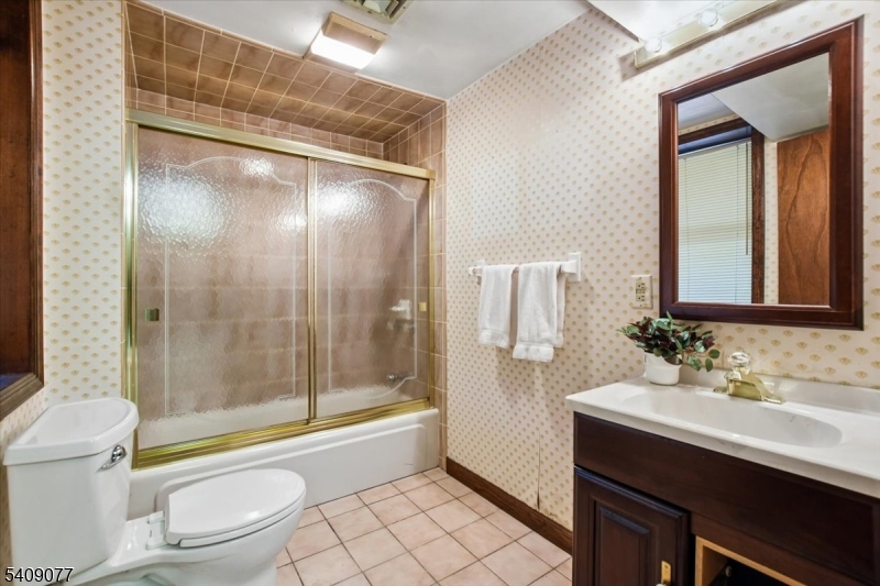 38 Hunters Circle Lebanon, NJ 08833 - Photo 28 of 30