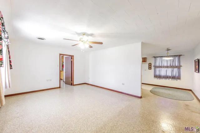 $275,000 | 218 Eagle Drive, Raceland, LA 70394