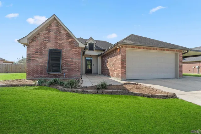 $245,000 | 3731 Plantation Ridge Drive, Addis, LA 70710