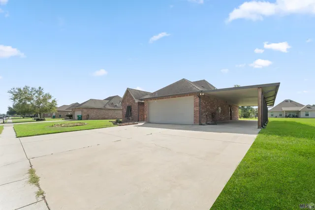 $245,000 | 3731 Plantation Ridge Drive, Addis, LA 70710
