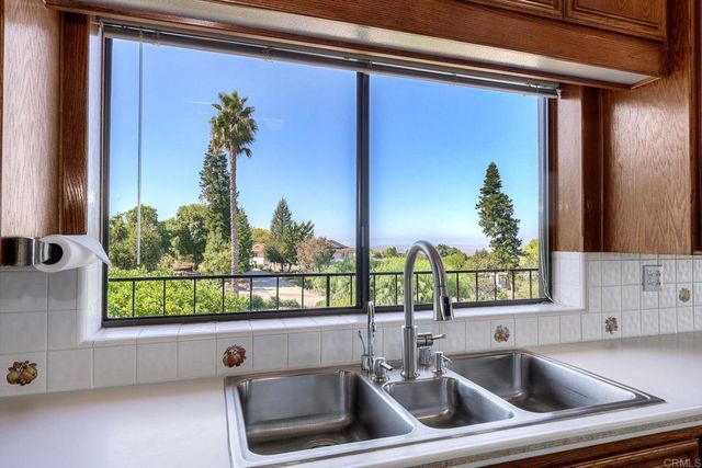 $1,450,000 | 2335 Mirador, Vista, CA 92084