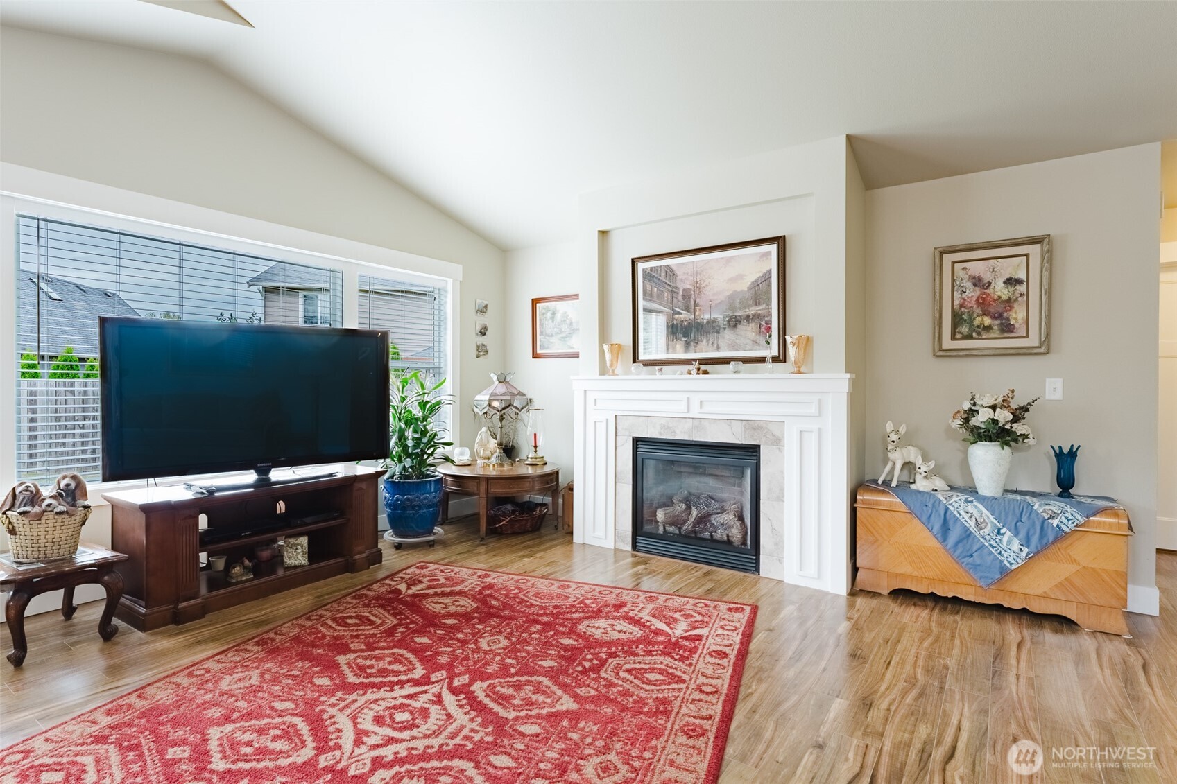 4606 Hall Road Blaine, WA 98230 - Photo 15 of 37 a living room with furniture and a flat screen tv