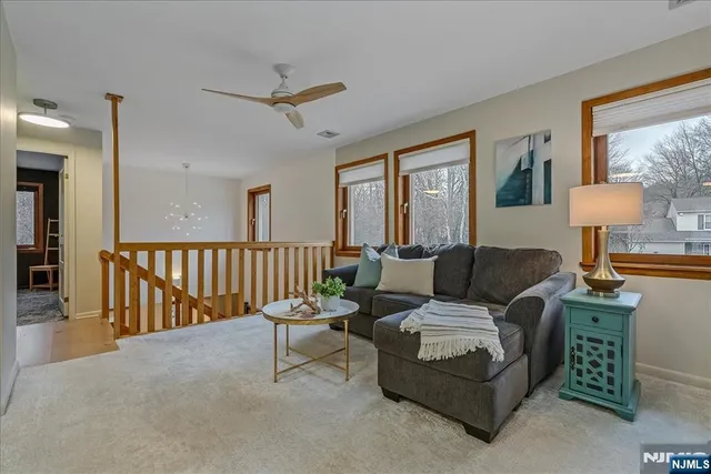 $920,000 | 3 Adelina Court, Cedar Grove, NJ 07009