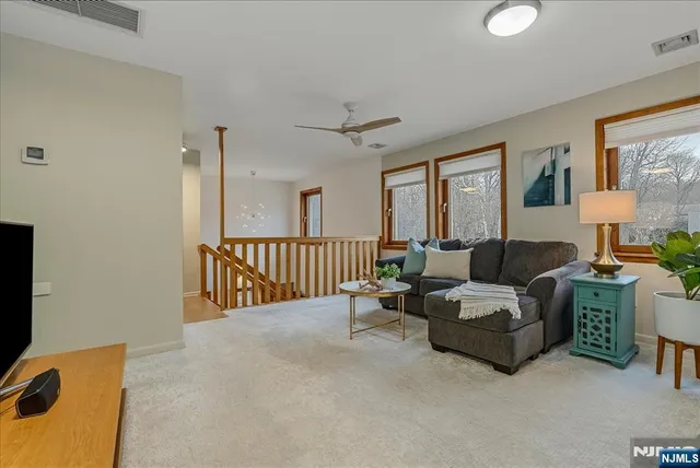 $920,000 | 3 Adelina Court, Cedar Grove, NJ 07009