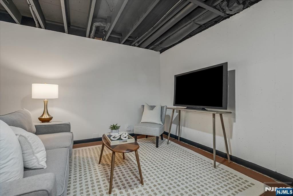 3 Adelina Court Cedar Grove, NJ 07009 - Photo 34 of 44