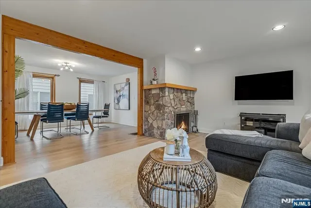 $920,000 | 3 Adelina Court, Cedar Grove, NJ 07009