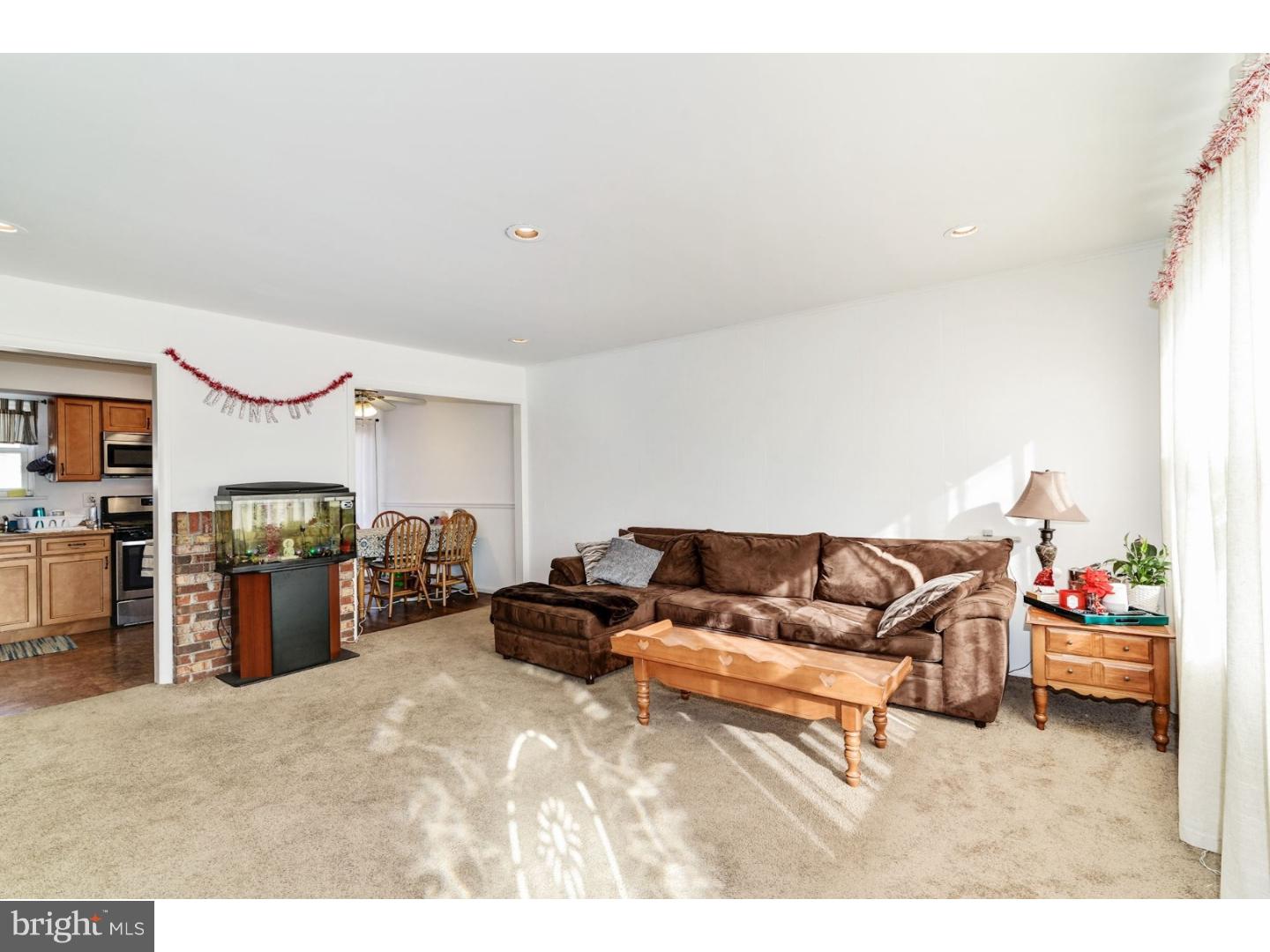 611 Heston Road Glassboro, NJ 08028 - Photo 3 of 17