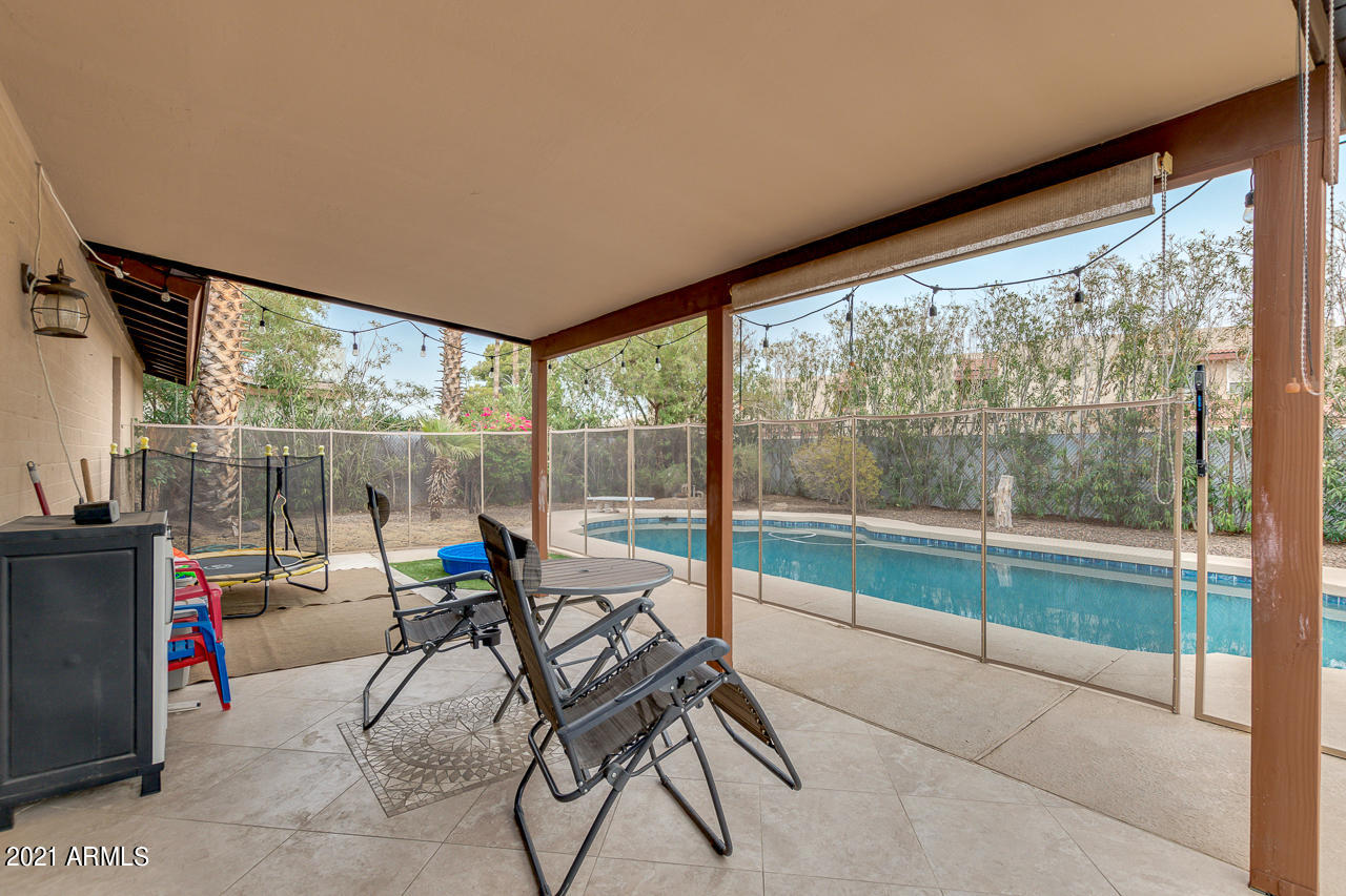 4215 West Dailey Street Phoenix, AZ 85053 - Photo 24 of 32 a building outdoor space with seating space