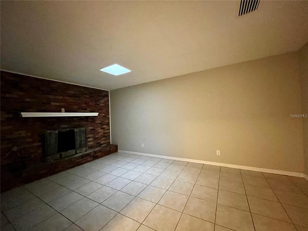 3029 Sleepy Hill Road Lakeland, FL 33810 - Photo 3 of 24