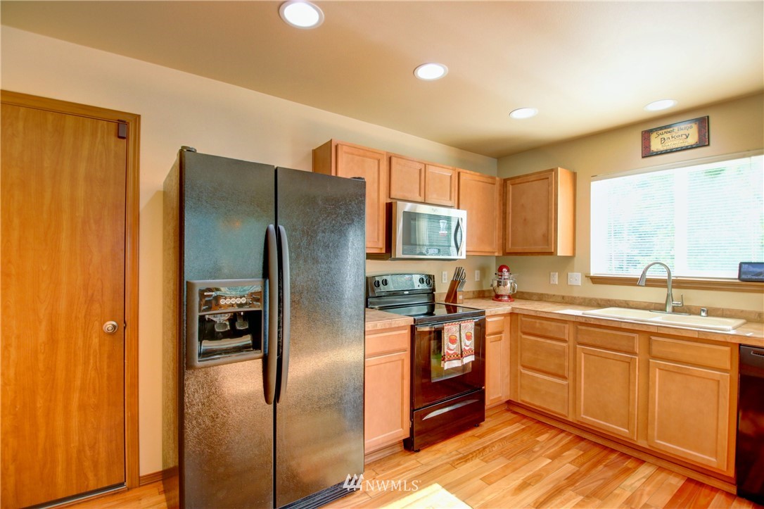 5220 Timber Ridge Drive Mount Vernon, WA 98273 - Photo 6 of 32 Gallery Image 6