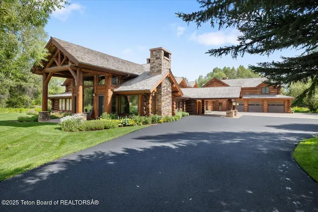 $16,450,000 | 3932 Linn Ranch Road, Wilson, WY 83014