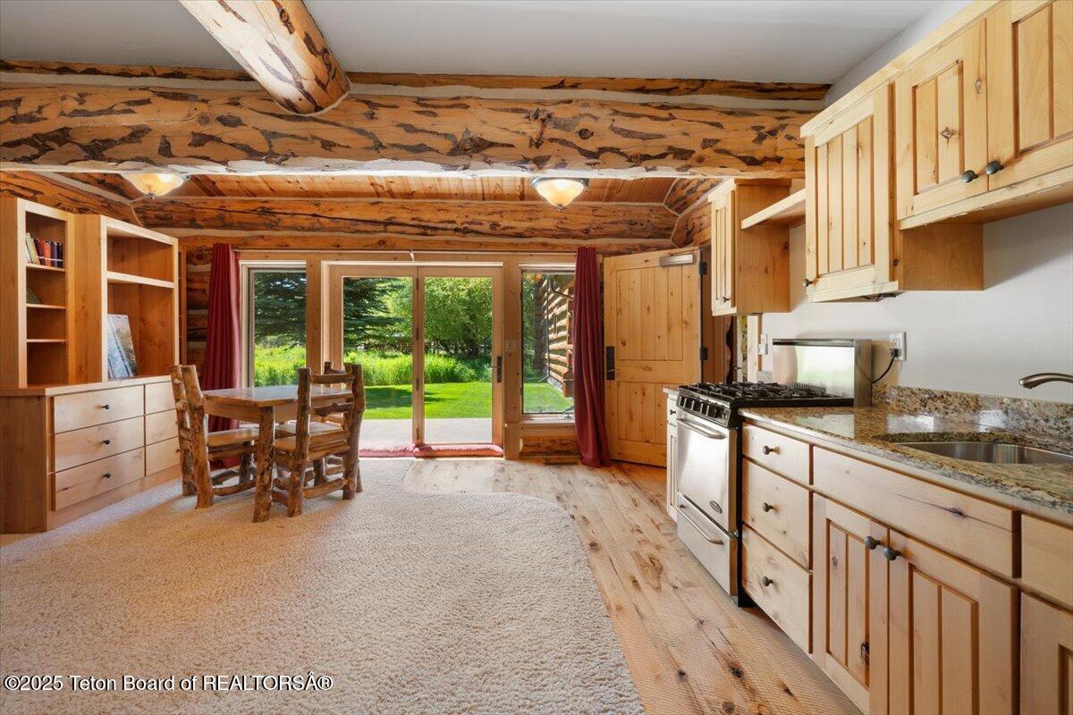 3932 Linn Ranch Road Wilson, WY 83014 - Photo 37 of 78 Suite6 Kitchen Living