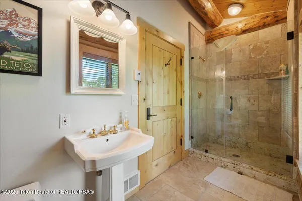 $16,450,000 | 3932 Linn Ranch Road, Wilson, WY 83014
