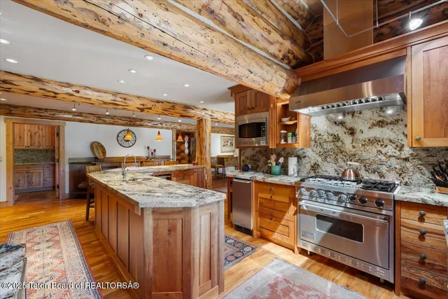 $16,450,000 | 3932 Linn Ranch Road, Wilson, WY 83014