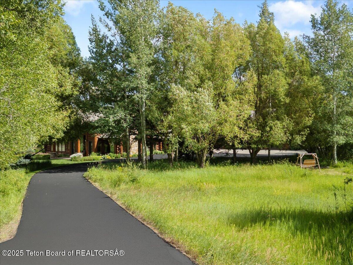 3932 Linn Ranch Road Wilson, WY 83014 - Photo 63 of 78 Driveway Entrance