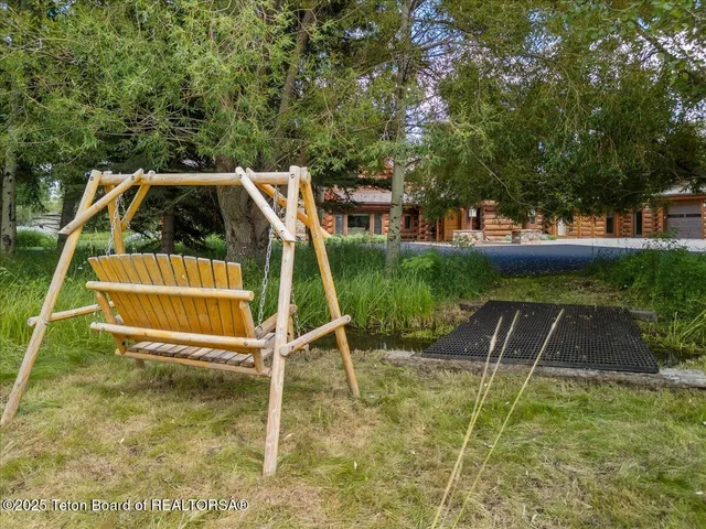 $16,450,000 | 3932 Linn Ranch Road, Wilson, WY 83014