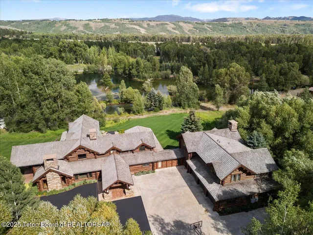 $16,450,000 | 3932 Linn Ranch Road, Wilson, WY 83014