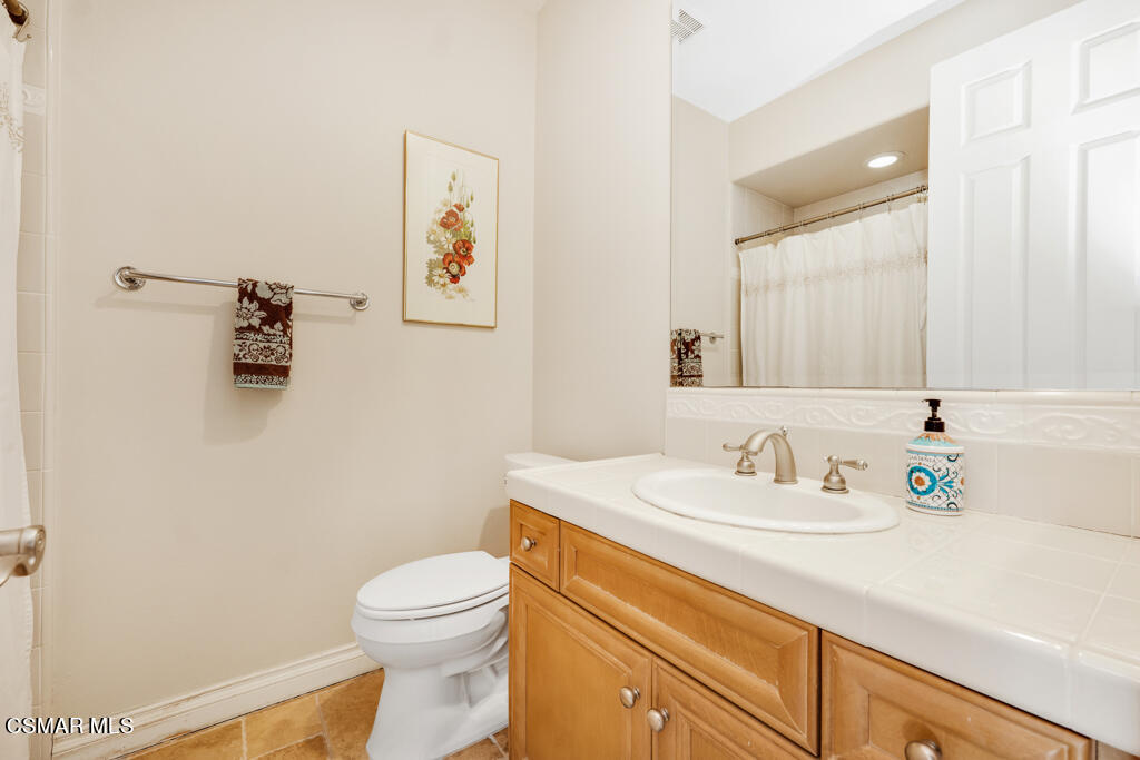 3797 Red Hawk Court Simi Valley, CA 93063 - Photo 12 of 52 3797 Red Hawk Court - HsHProd-12
