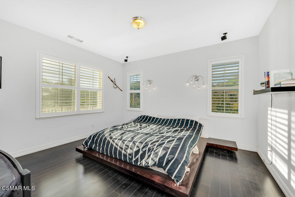 3797 Red Hawk Court Simi Valley, CA 93063 - Photo 33 of 52 3797 Red Hawk Court - HsHProd-33
