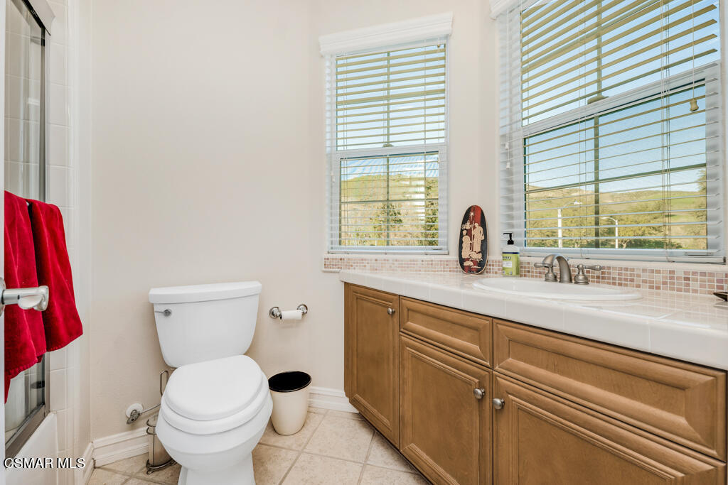 3797 Red Hawk Court Simi Valley, CA 93063 - Photo 40 of 52 3797 Red Hawk Court - HsHProd-40