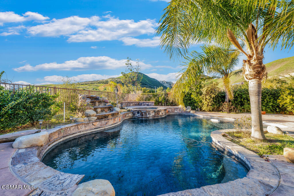 3797 Red Hawk Court Simi Valley, CA 93063 - Photo 45 of 52 3797 Red Hawk Court - HsHProd-45