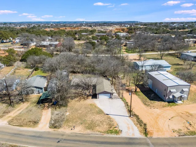 $294,800 | 6257 River Oaks Drive, Kingsland, TX 78639