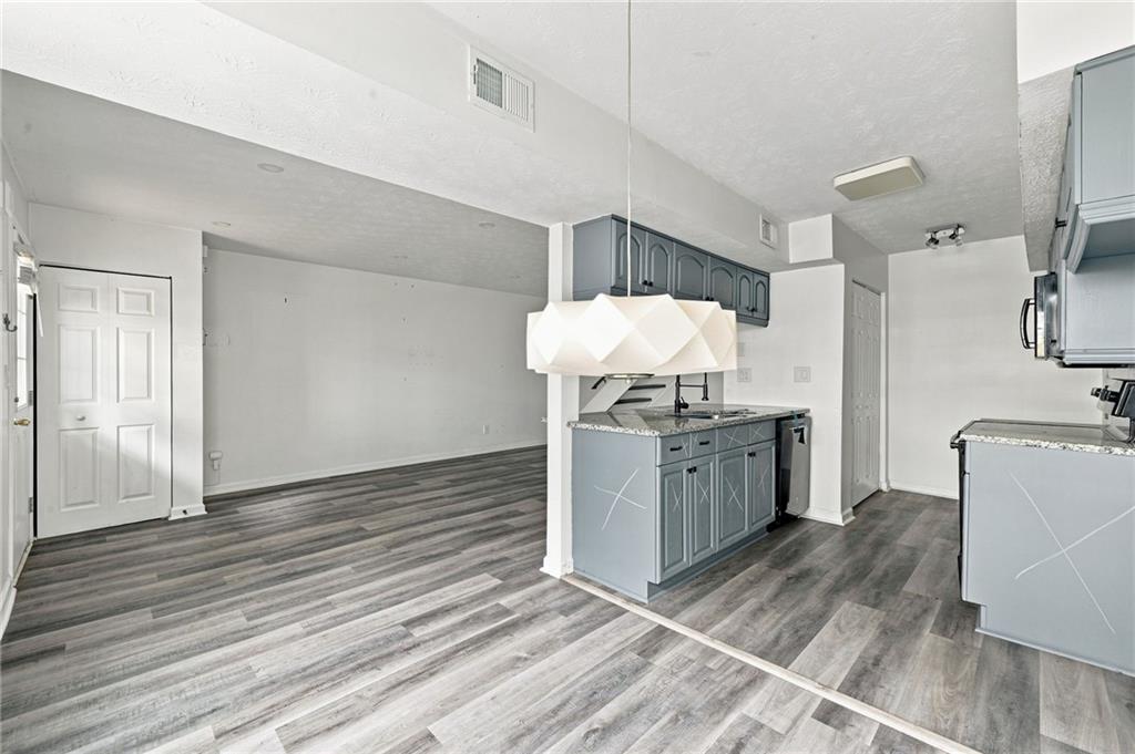 1392 Old Coach Road Southwest Marietta, GA 30008 - Photo 10 of 22 Gallery Image 10