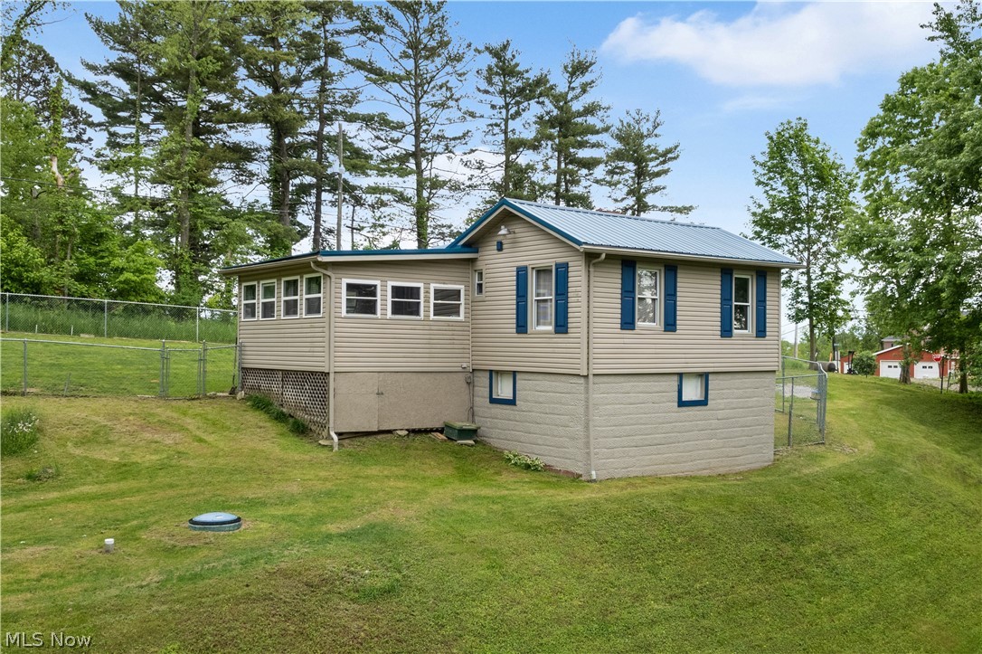 70738 Lollini Road Bridgeport, OH 43912 - Photo 20 of 30 Gallery Image 20