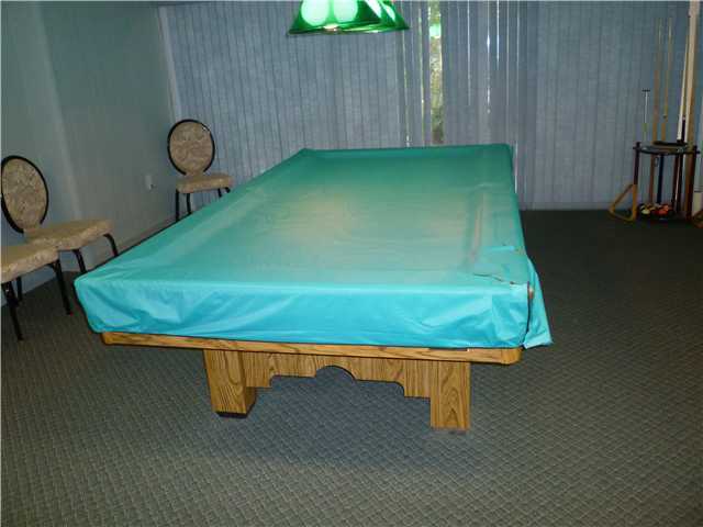 4345 Trevi Court, Unit 208 Lake Worth, FL 33467 - Photo 16 of 20 a room with a tub