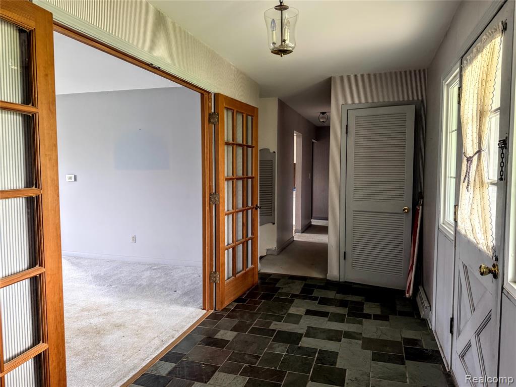 8079 Farley Road Pinckney, MI 48169 - Photo 6 of 43