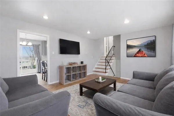 $195,000 | 3527 South Adams Avenue, Independence, MO 64055