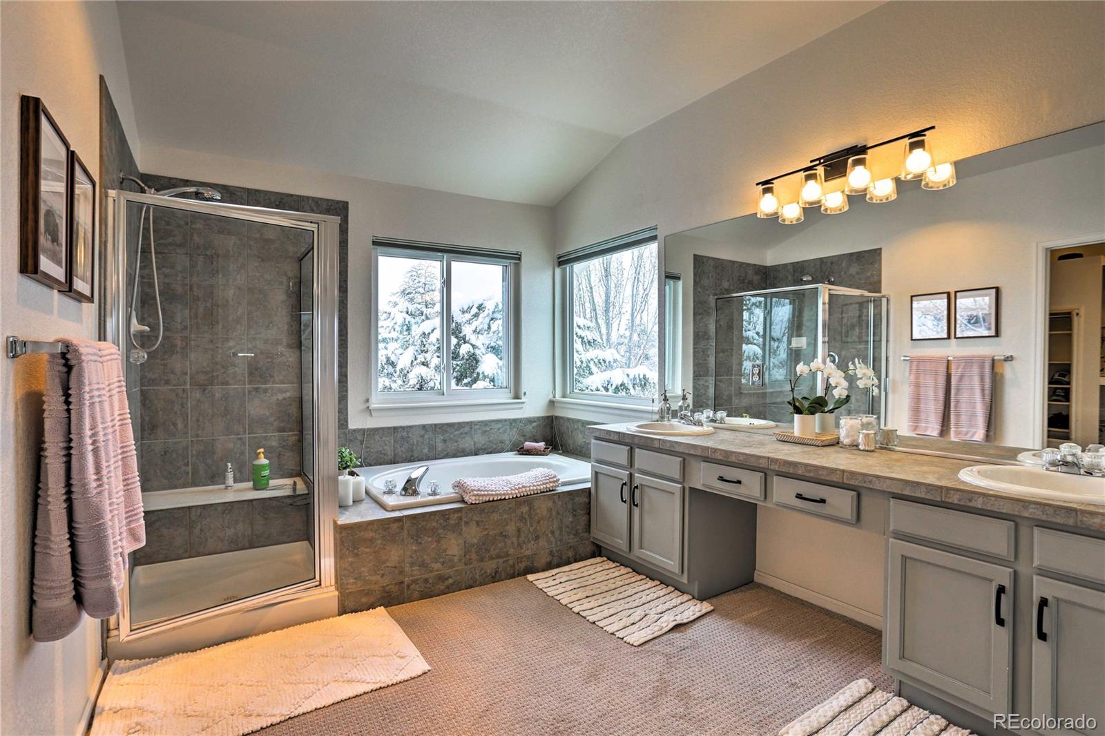 822 Rabbit Run Drive Golden, CO 80401 - Photo 17 of 34