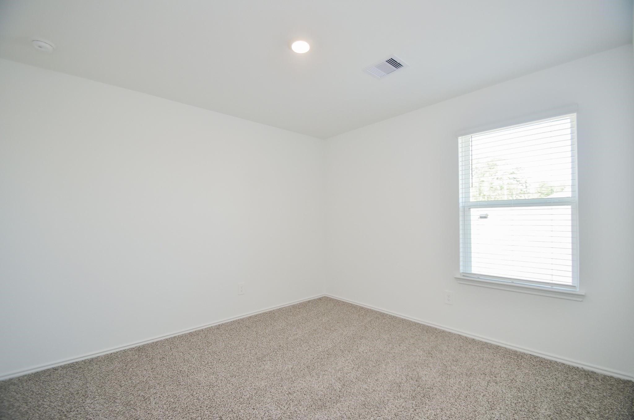 5778 Shannon Valley Drive Spring, TX 77373 - Photo 7 of 32