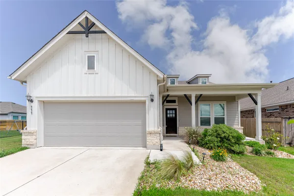 $2,600 | 111 Samuel Blair Pass, Bastrop, TX 78602
