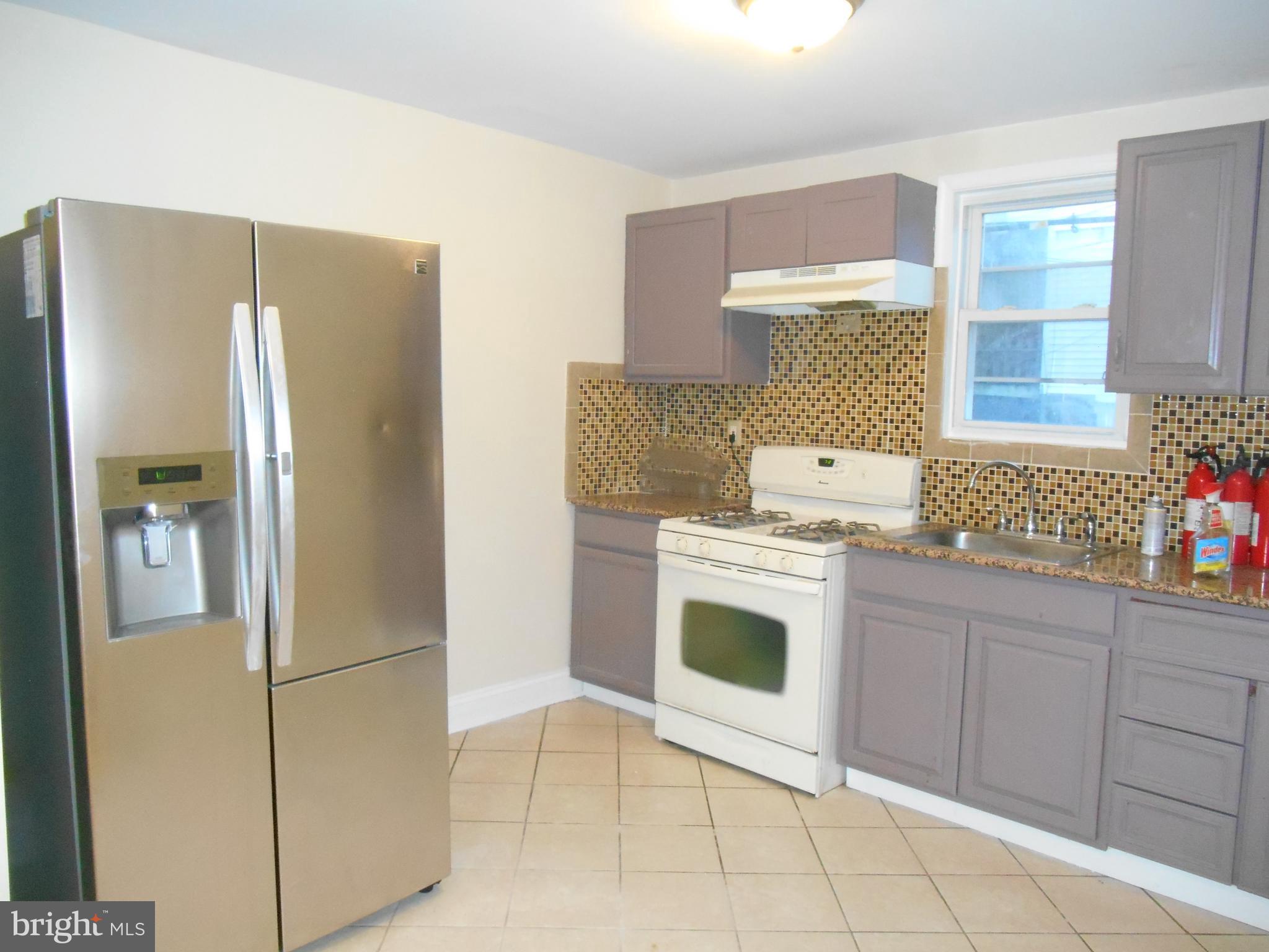 6908 Guilford Road Upper Darby, PA 19082 - Photo 15 of 45 Kitchen