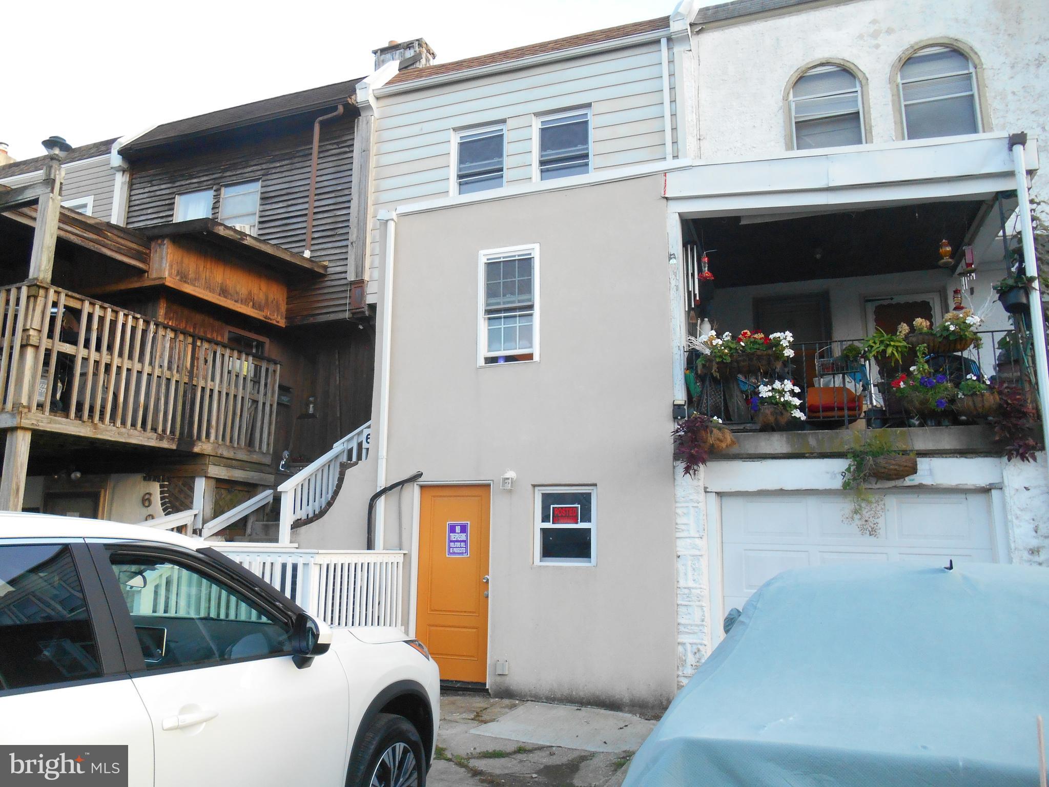 6908 Guilford Road Upper Darby, PA 19082 - Photo 4 of 45 Front entrance